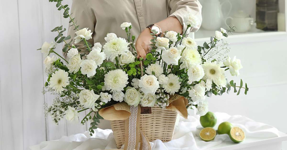 White Bouquet for Love